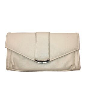 Safe Keeper Women’s Wallet Off White Beige Snap Closure Card Slots 7.5x4x1 inch